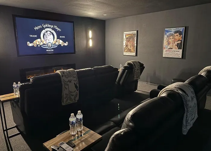The Woodlands Retreat Getaway & Theater Luxury